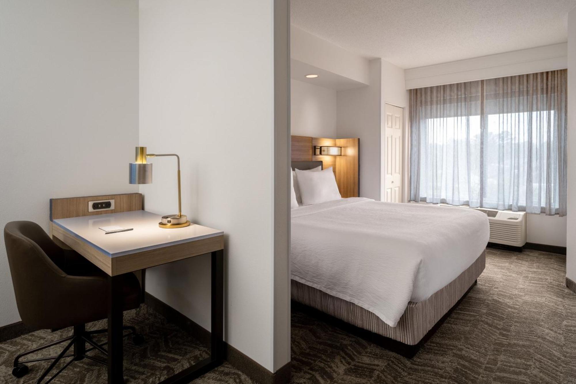 Springhill Suites Gainesville Exterior foto